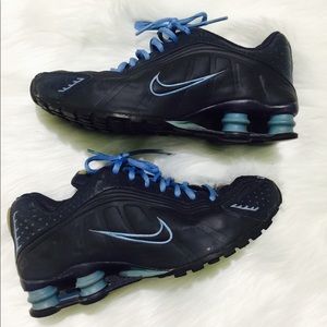 Nike Shox R4 Navy Carolina Blue Size 7 Men's